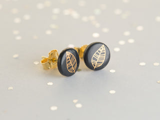 Ohrstecker Blatt Gold & Schwarz