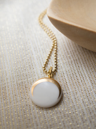 Necklace Luna Gold & White
