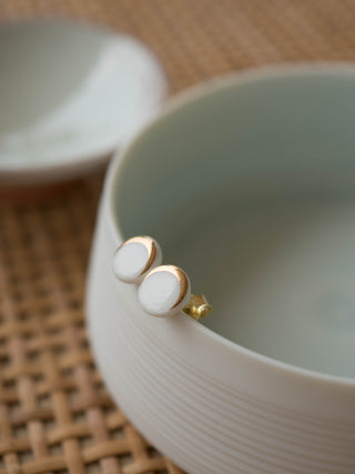 Stud Earrings Luna Gold &amp; White